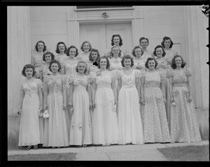 Singers at the Apple Blossom Festival, Groton, First Parish Meeting House