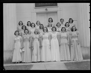 Singers at the Apple Blossom Festival, Groton, First Parish Meeting House