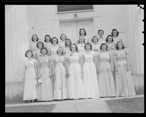 Singers at the Apple Blossom Festival, Groton, First Parish Meeting House