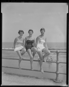 Women at beach (Winthrop?)
