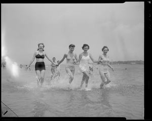 Women running at the beach