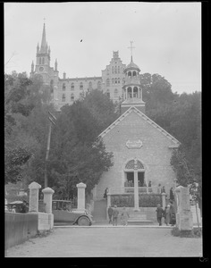 Ste Anne de Beaupre Memorial Chapel Quebec, Canada