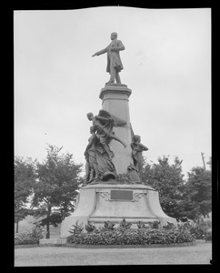 Statue of Prime Minister erige a la memoire in front of Parliament Building, Quebec, Canada