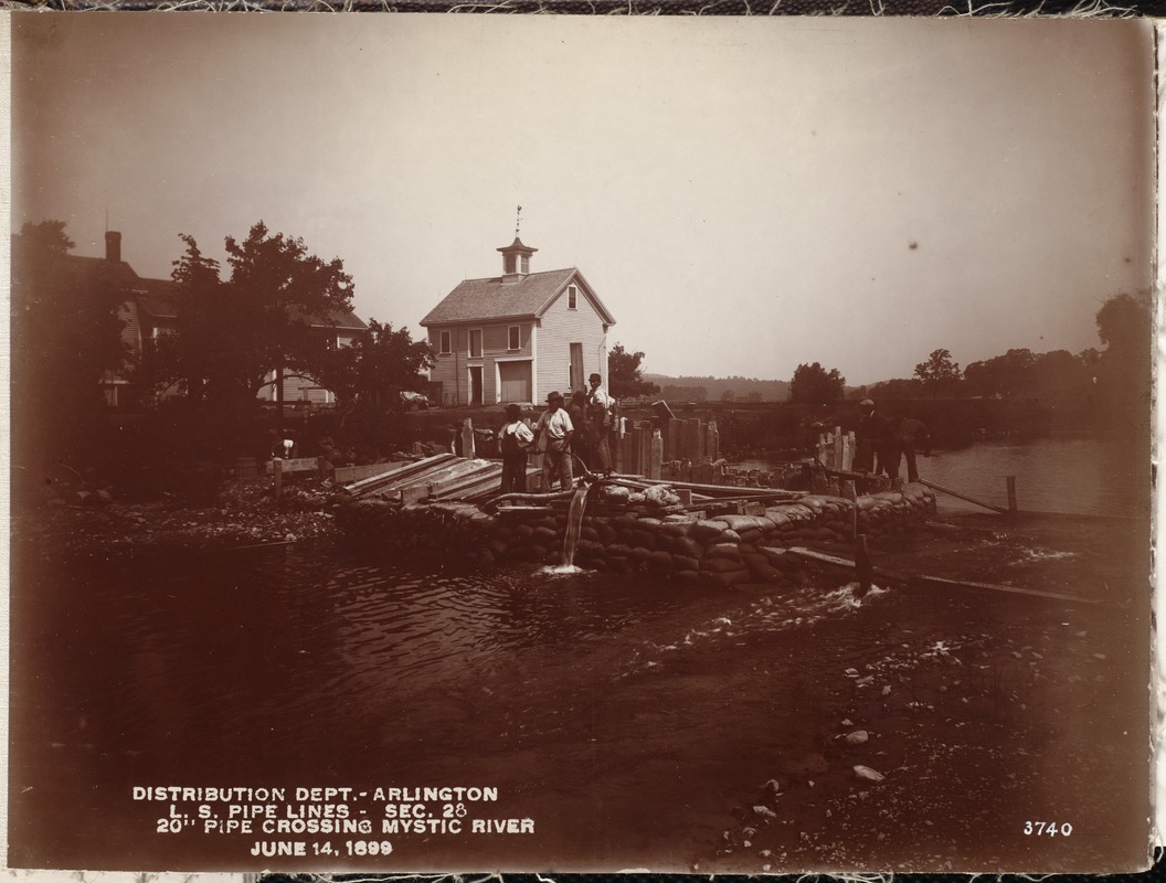 Distribution Department, Low Service Pipe Lines, 20-inch pipe crossing at Mystic River, Section 28, Arlington, Mass., Jun. 14, 1899