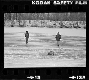 Ice fishermen on the Artichoke River