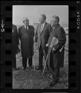 Sears president Crowdus Baker, Mayor Collins and Judge John G. Pappas at the groundbreaking for the new Sears Distributing Center
