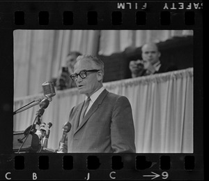 Senator Barry Goldwater speaking at Bay State GOP fundraiser