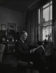 Kenneth Clark