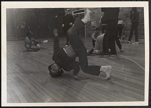 Group of breakdancers
