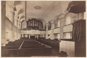Kings Chapel, interior