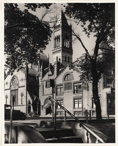 New Old South Church and Boston Art Club. Church built 1874, Cummings & Sears. Art Club built 1881, W. R. Emerson