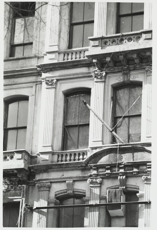 Beacon Hill Theatre, Tremont Street: Close-up of three floors