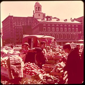 Historic Boston Harbor, Market District