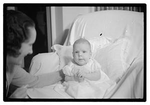 Collier Mrs. & 2 children