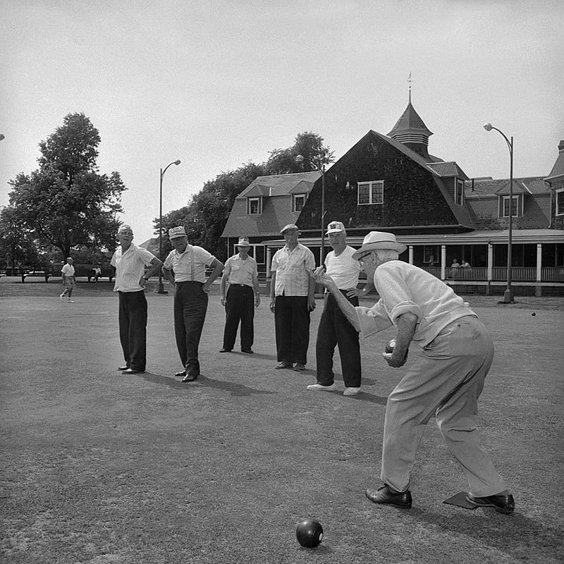 Bowling on the green, Hazelwood Park, Brock Avenue, New Bedford