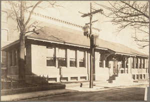 Jamaica Plain Branch (municipal building)