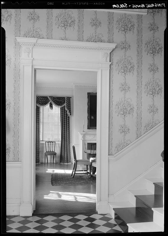 Pingree House, Salem, hallway looking into dining room