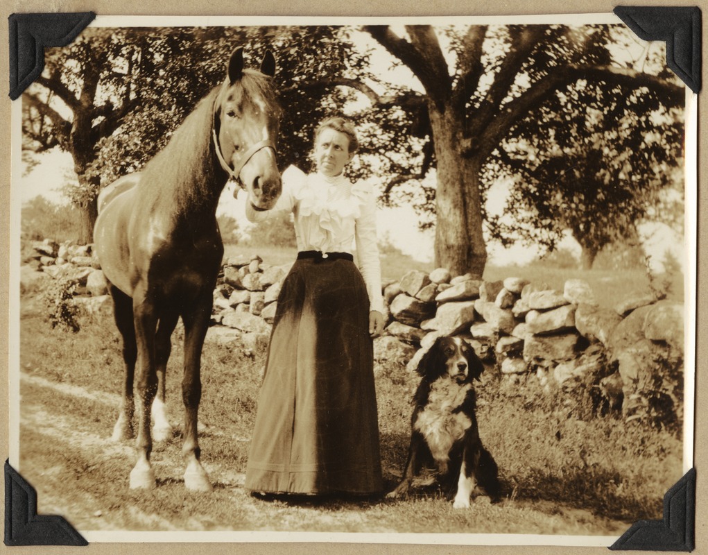 Mrs Carrie (Robbins) Dow and two of her pets