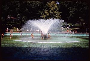 Fountain, Frog Pond, Boston Common