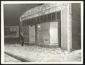 Earthquakes Damage Building a Second Time A Sharp Earhquake Which Struck Southern California Oct. 2 Damaged the Building Shown Above, a One-Storey Structure on Central Avenue in Los Angeles. The Same Building was More Seriously Damaged by the Quake Which Jolted Southern California Last March 10. Most of the Damage Shown Above was to That Part Which was Rebuilt After the Previous Shock.