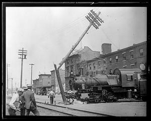 Steam engine hits telephone pole 0-6-0 1583(?) or 1585(?)