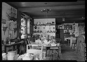 The Rum Shop, Salem, interior