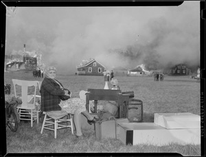 Disaster - fires, waterfront cottage area - see aerial