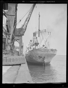 Steamship "Katla," Reykjavik being loaded with scrap metal