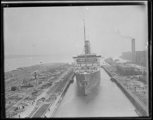 SS Leviathan entering South Boston drydock.