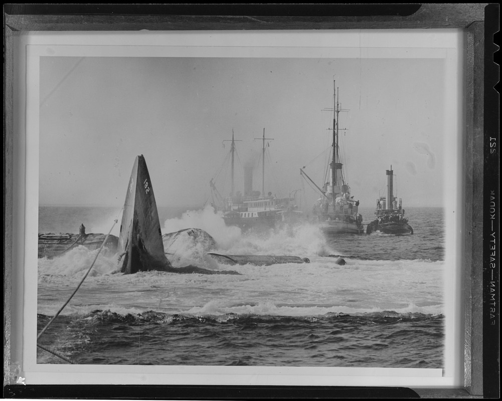 Raising the sub "Squalus" after accident