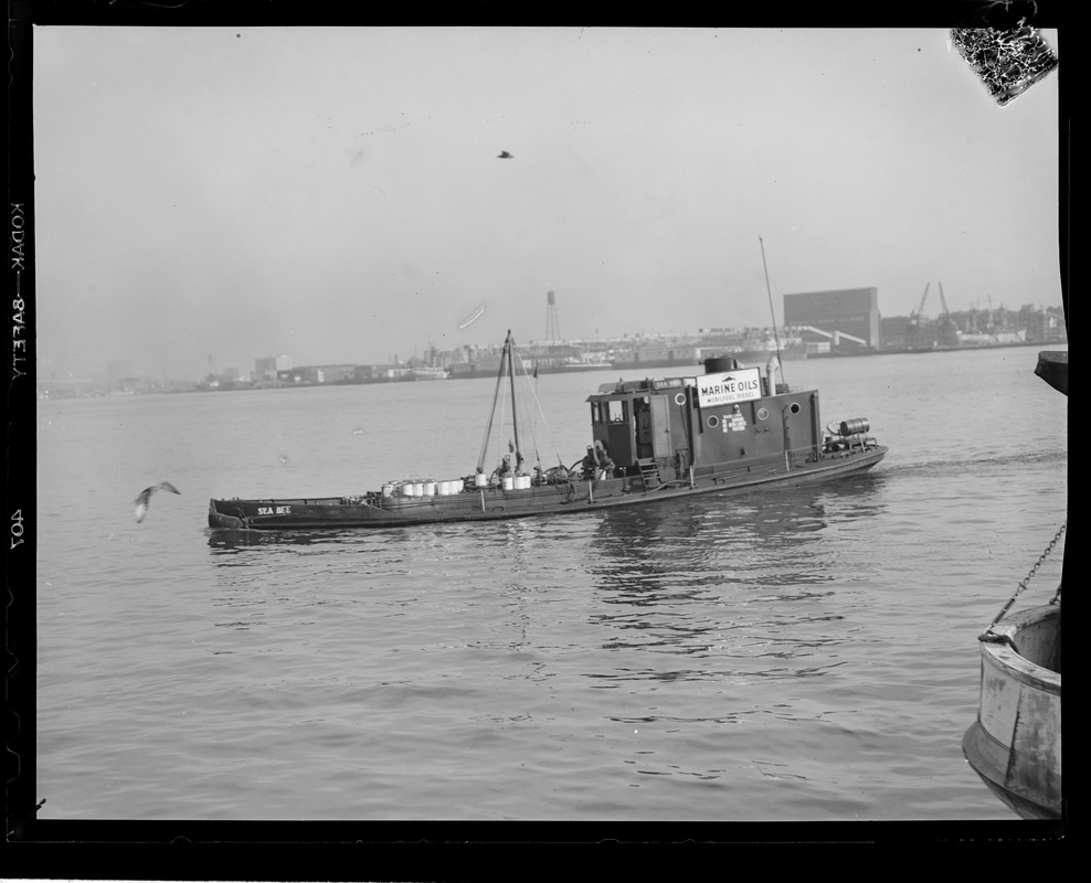 Fuel boat See Bee at fish pier for swordfish boats