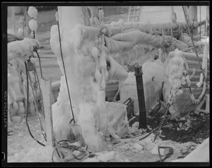Iced deck of fishing schooner "Elizabeth Howard"