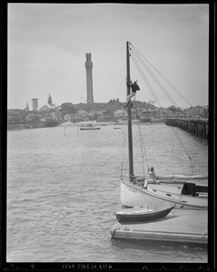 Rigging the "Avalon," Provincetown Harbor