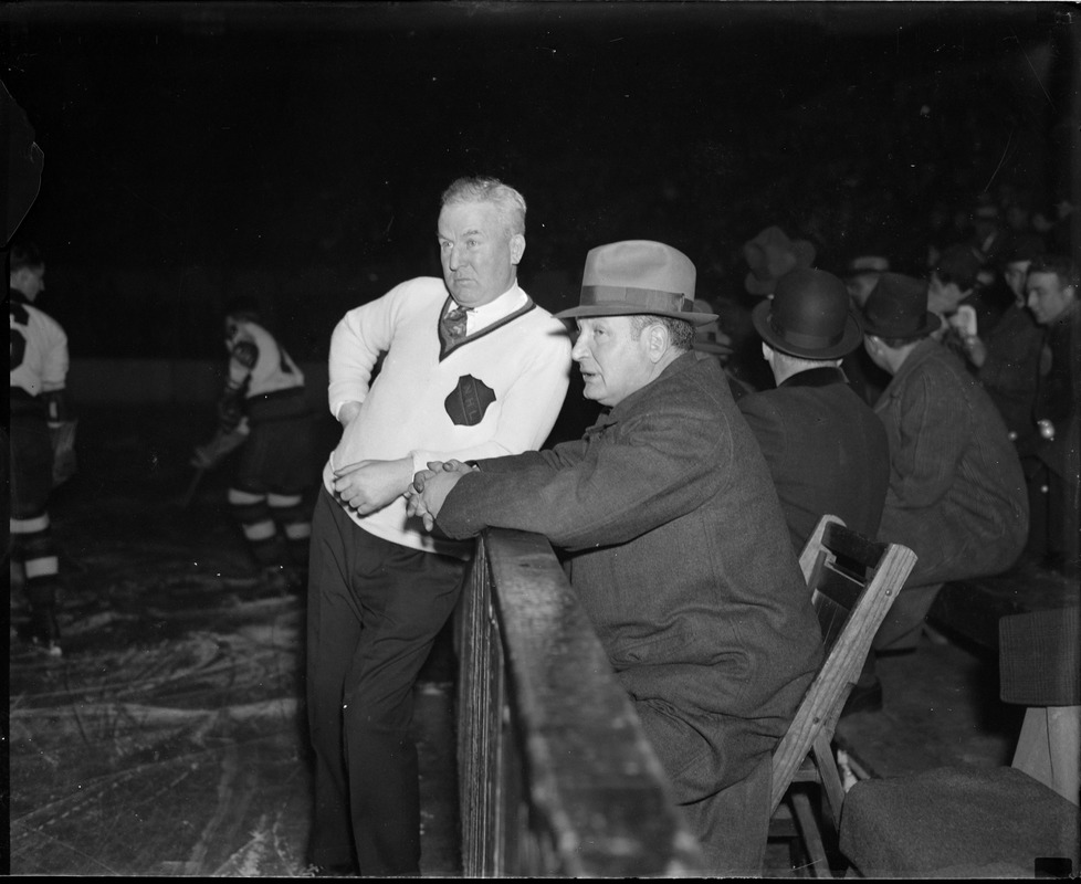 Frank Patrick talks to ref