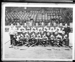 Boston Bruins team picture, 1932-33