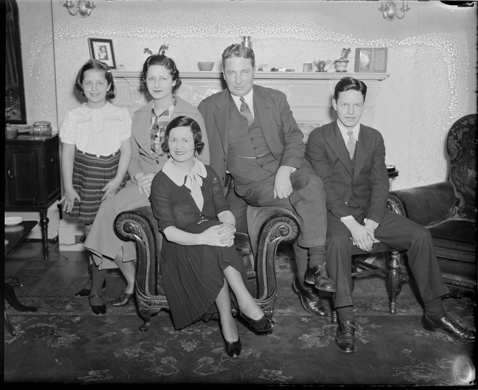 Bruins manager Frank Patrick and family