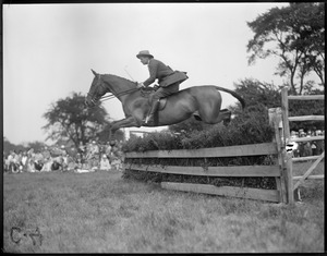 Hamilton horse show - Mrs. F. Ayer on River Sand wins Buddy Cup - light weight hunters