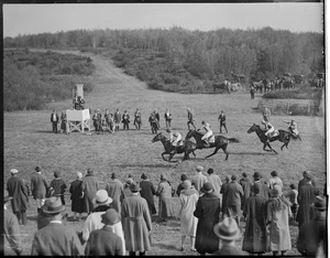 Horse race at Hamilton, Mass.