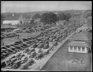 Traffic jam to get into Rockingham for races, Salem, N.H.