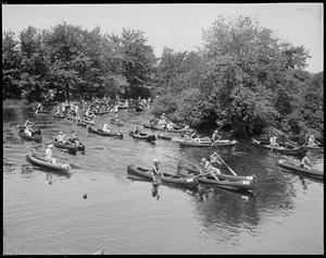 Canoe race, Charles River