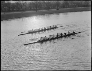 Harvard crew, Charles River