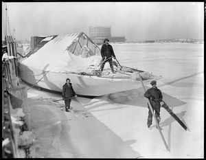Making the Yankee ready to race over in England at Lawley's Yard