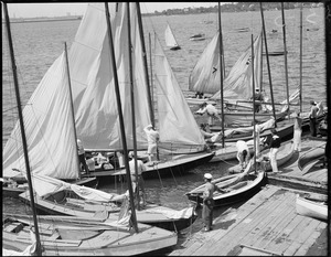 Squantum yachts, Wollaston