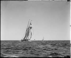 Fishing schooner in action - Gloucester