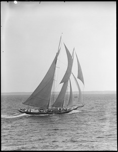 Fishing schooner Henry Ford