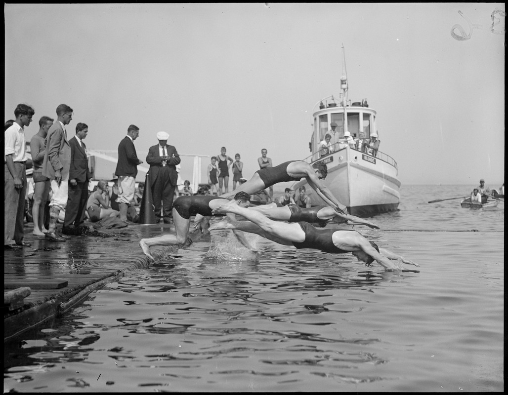 Start of swimming race at Salem Willows