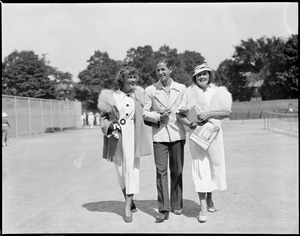 Man with two women at Longwood