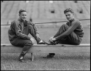 Dash men from Southern California, Milt Maurer and Frank Wykoff