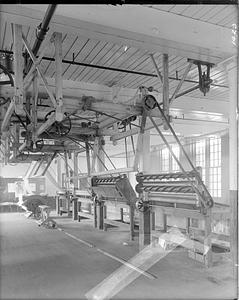 Burlap inspecting tables