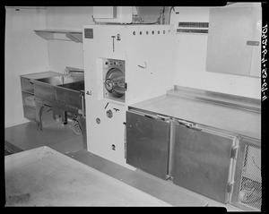 Bare base kitchen, Steam G.E. rcf.
